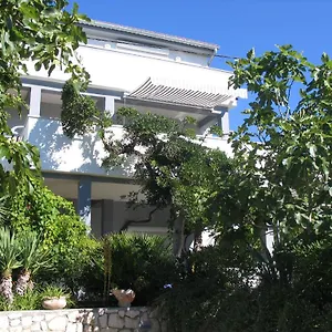 House Filomena Apartment Banjol